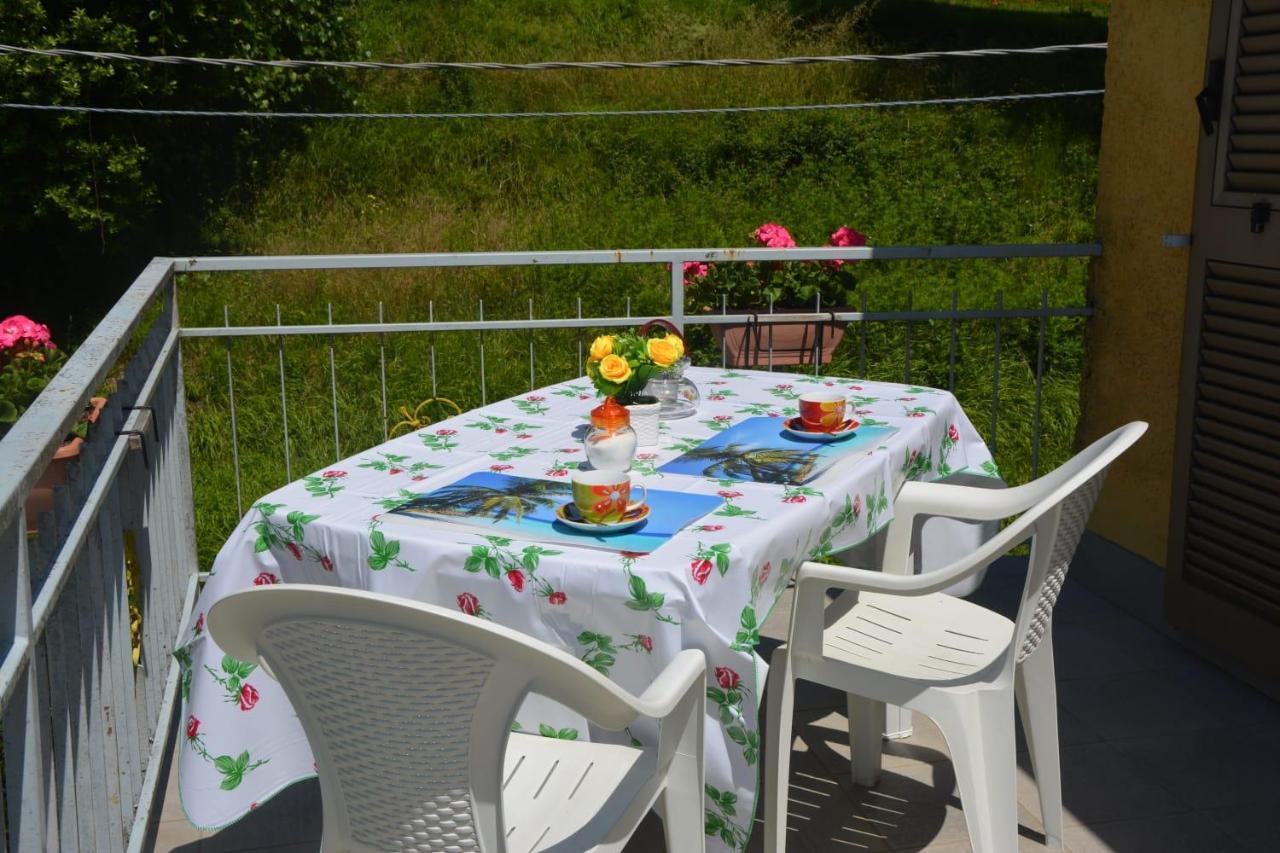 Agriturismo Ghirlanda Norma Rita Carrodano Inferiore Dış mekan fotoğraf